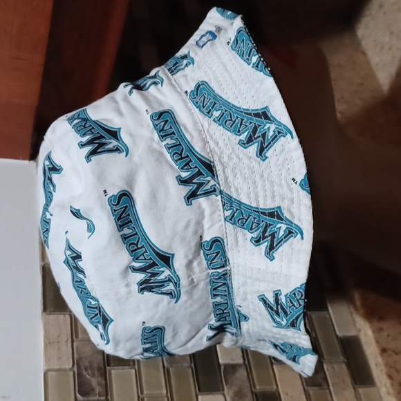 FSN Miami Marlins Reversible Bucket Hat Sz OS - Picture 5 of 6
